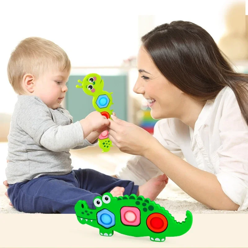 Party Games Bus - Mainan Latihan Jari Bayi, Set Ulat
