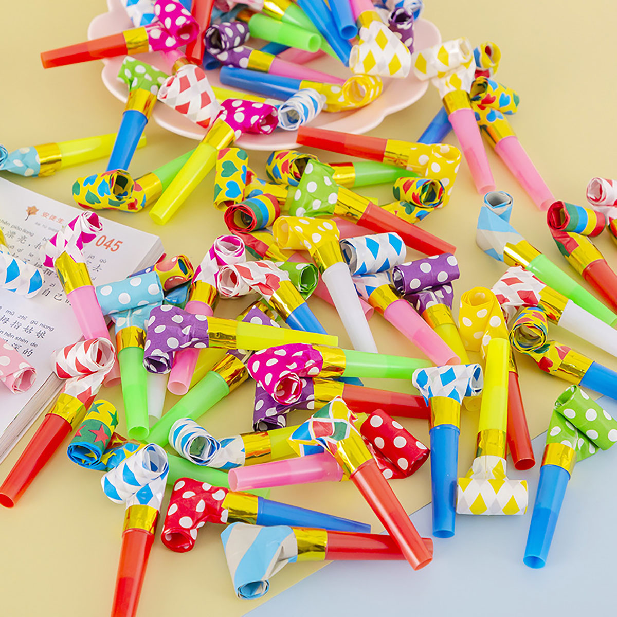 30 buah mainan peluit warna-wa - Party Games Easter ulasan dan harga